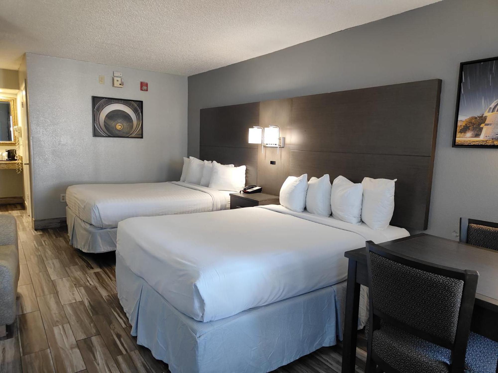 Hotel Baymont By Wyndham Orlando East Alafaya Esterno foto