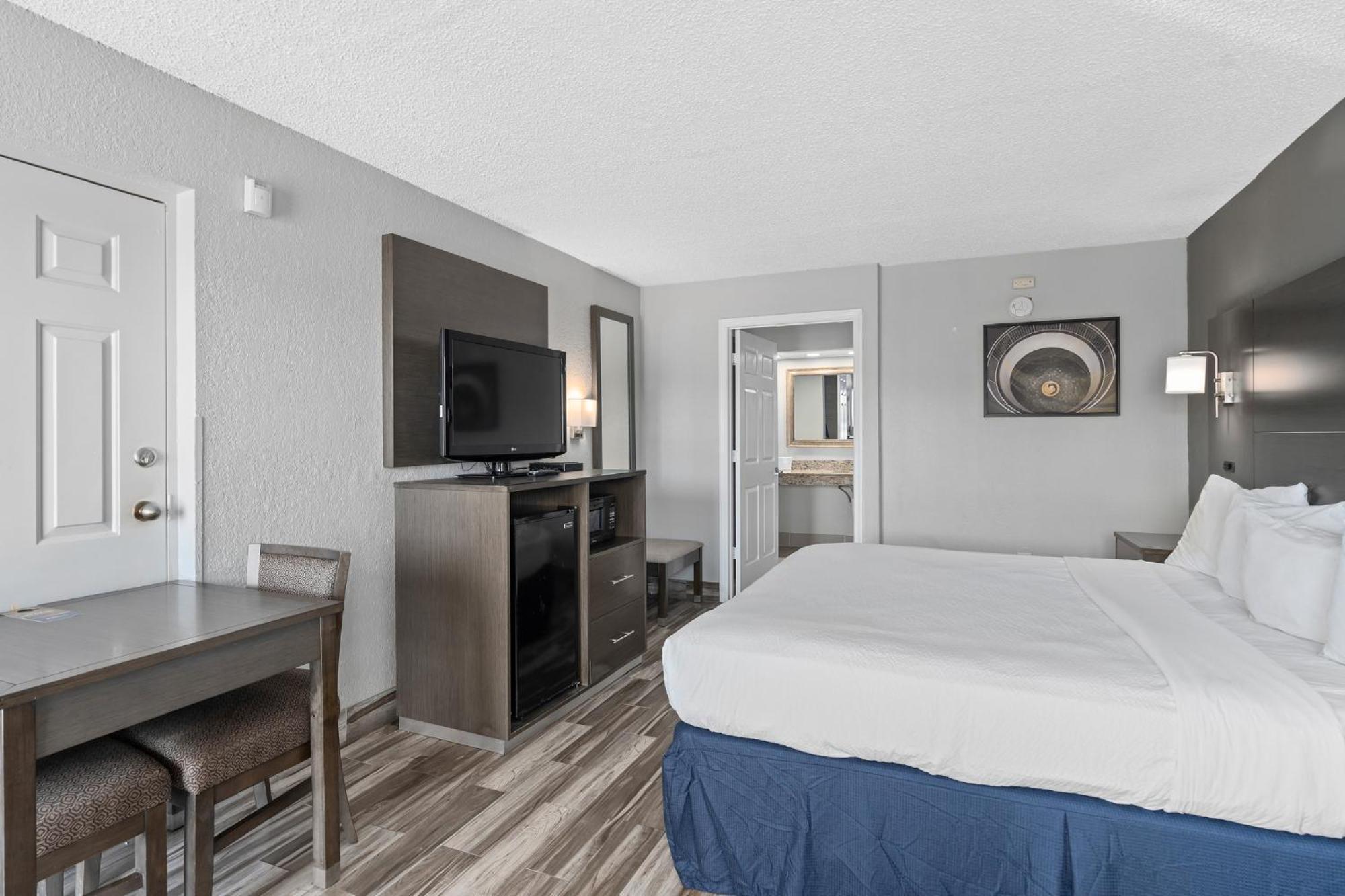 Hotel Baymont By Wyndham Orlando East Alafaya Esterno foto