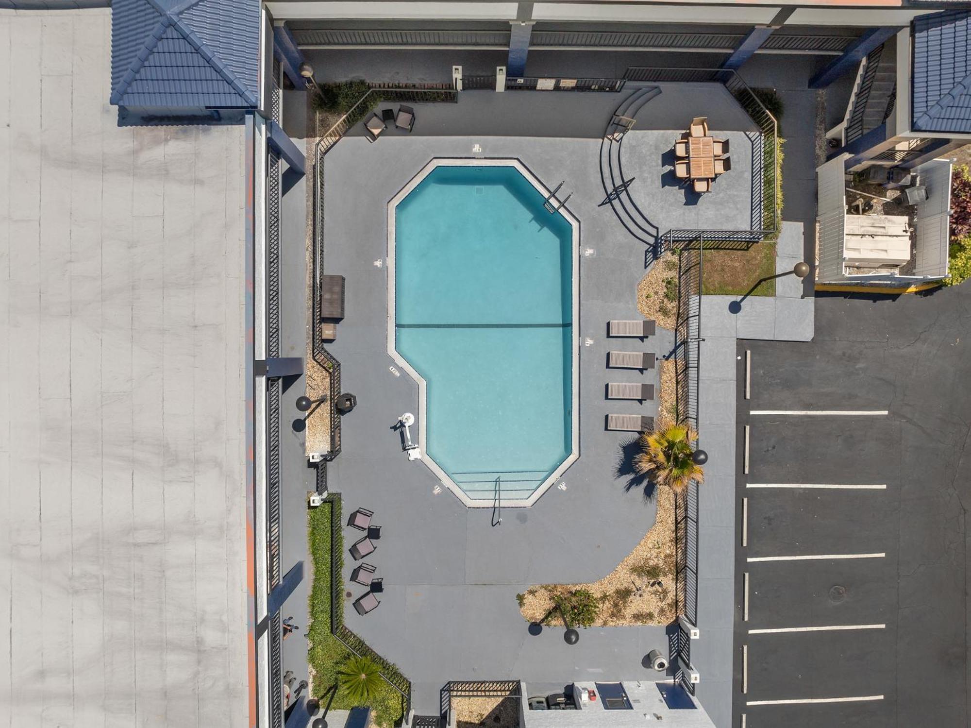 Hotel Baymont By Wyndham Orlando East Alafaya Esterno foto